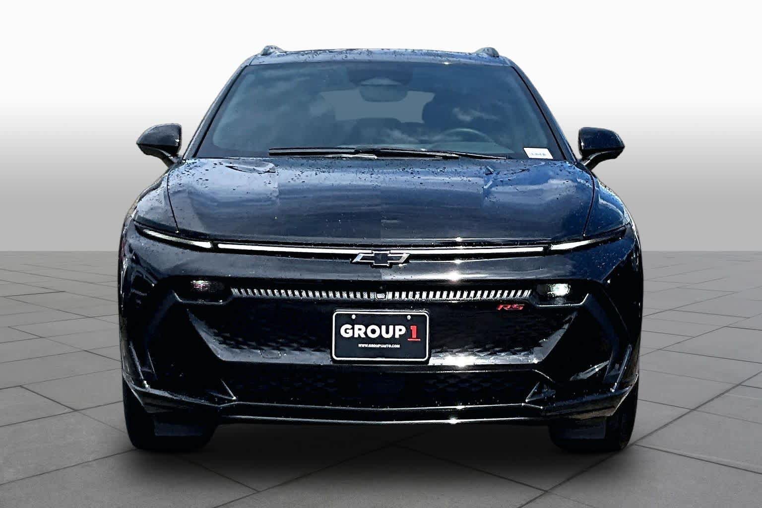 Used 2025 Chevrolet Equinox EV RS w/ Convenience Package II FWD image 3