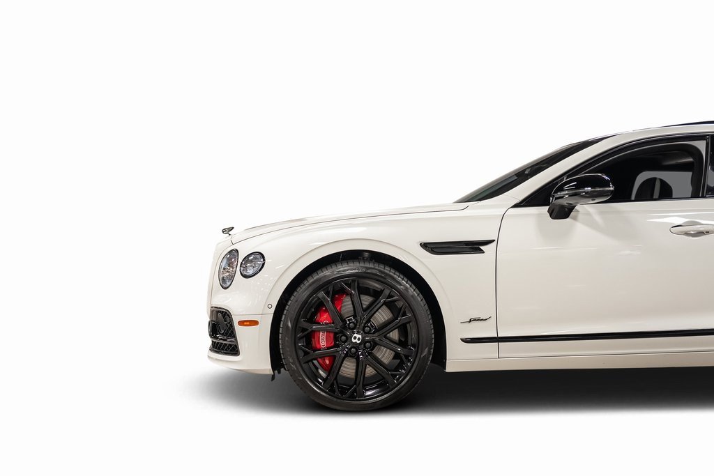 Used 2023 Bentley Flying Spur W12 image 11