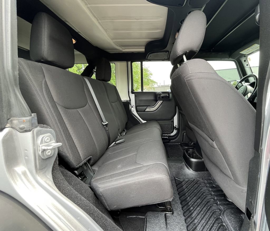 Used 2016 Jeep Wrangler Unlimited Sport w/ Quick Order Package 24S AWD/4WD image 19