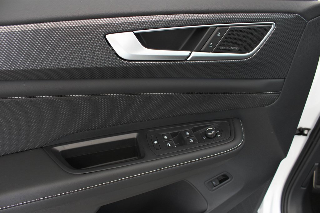 New 2025 Volkswagen Atlas Cross Sport SEL Premium R-Line image 44