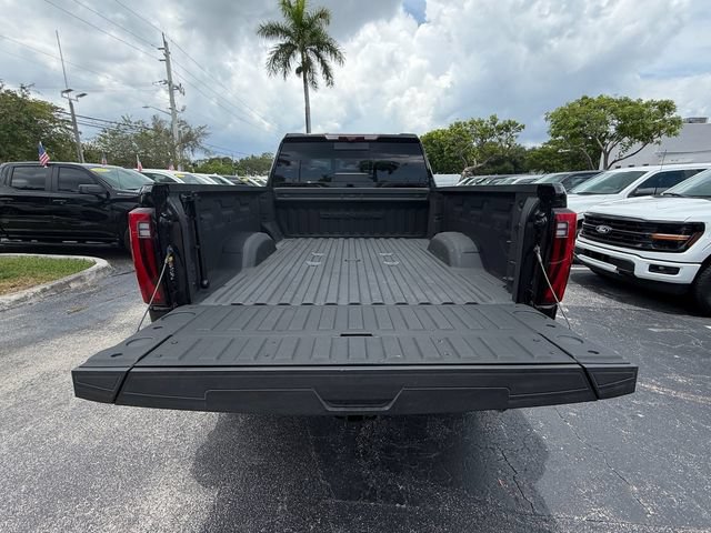 Used 2024 GMC Sierra 2500 Denali w/ Denali Reserve Package AWD/4WD image 16