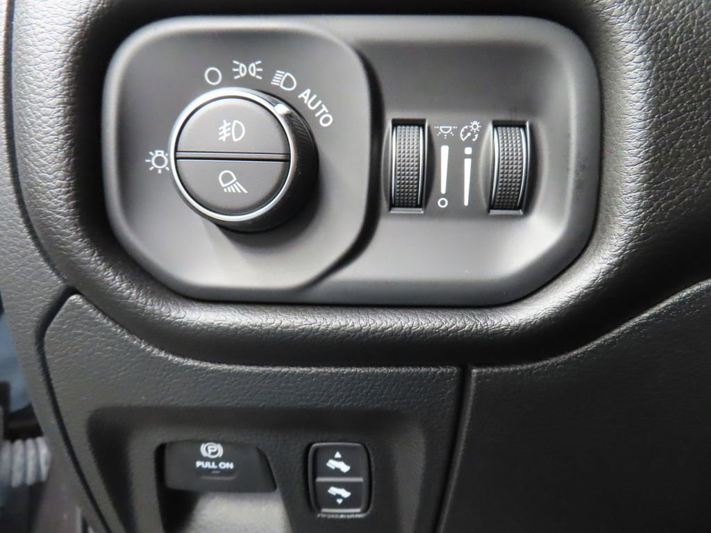 Used 2023 RAM 1500 Laramie AWD/4WD image 48