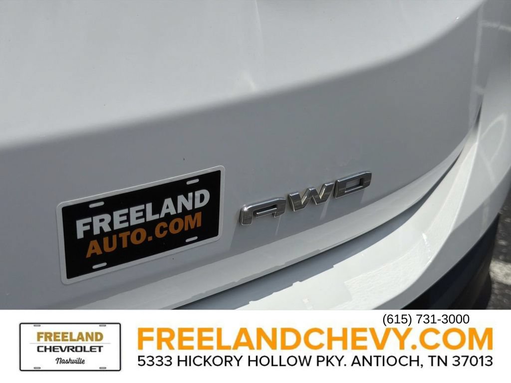 Used 2024 GMC Terrain SLE AWD/4WD image 14