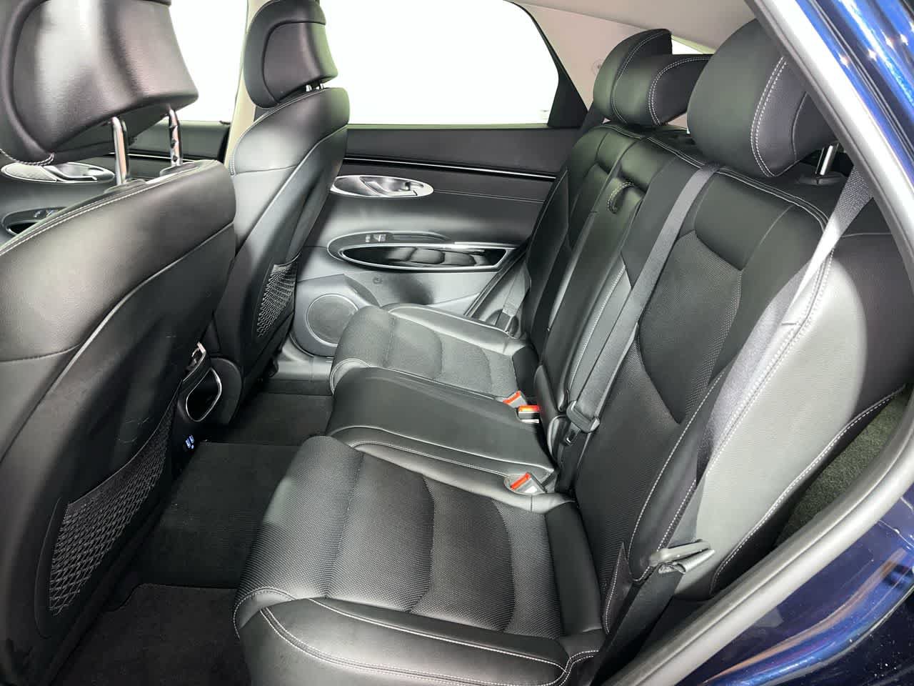 Used 2025 Genesis GV70 2.5T AWD/4WD image 27