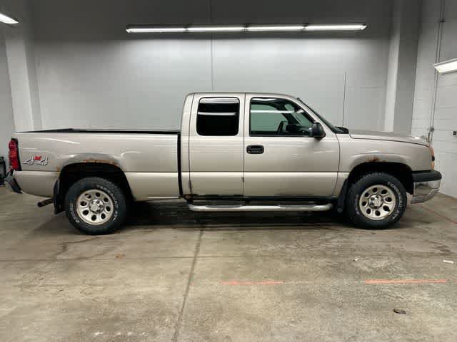 Used 2007 Chevrolet Silverado 1500 4x4 Extended Cab image 3