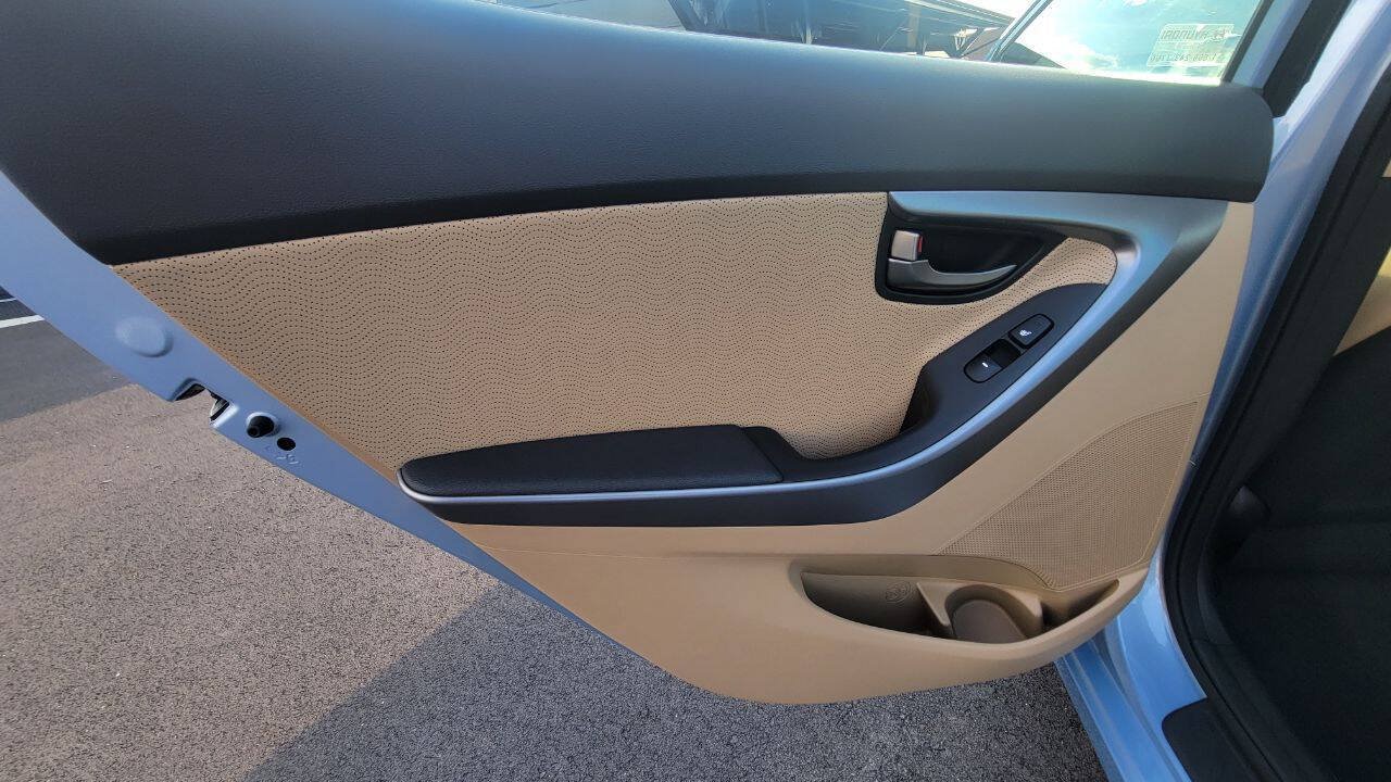 Used 2013 Hyundai Elantra Limited w/ Technology Pkg FWD image 26