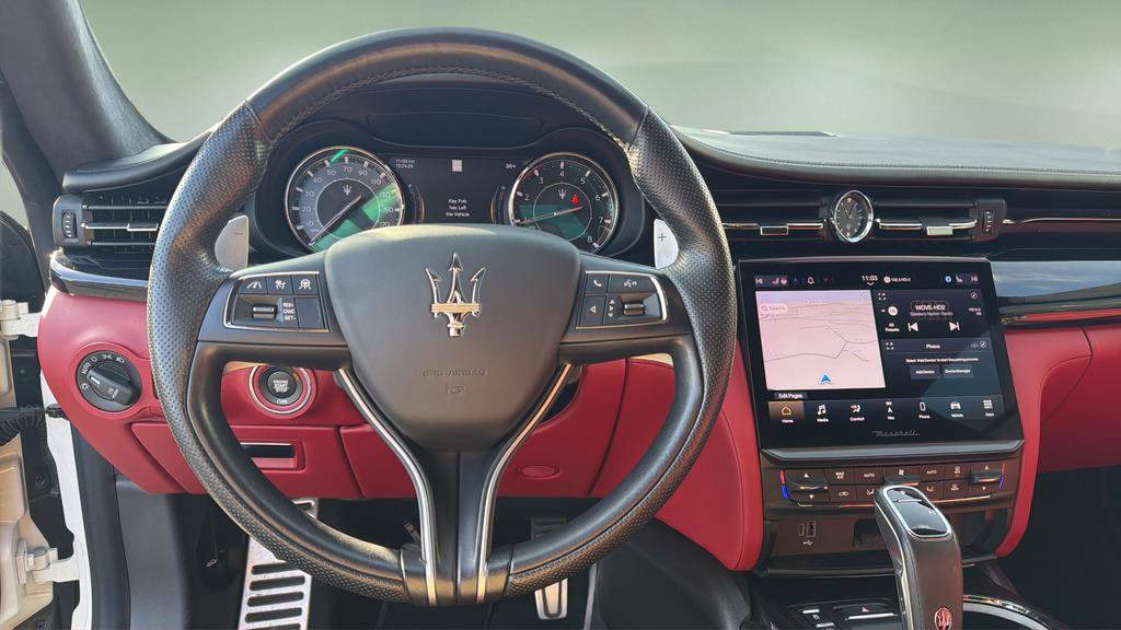 Used 2022 Maserati Quattroporte Modena Q4 image 31