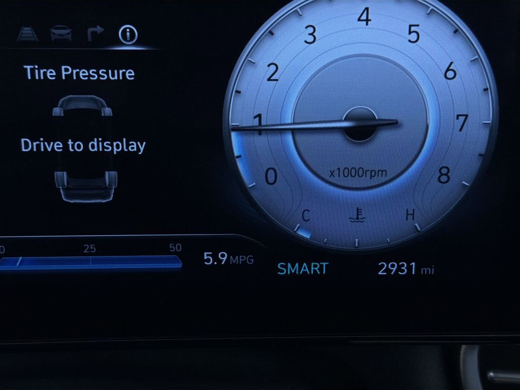 Used 2025 Hyundai Elantra SEL image 22