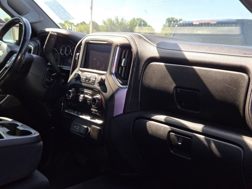 Used 2021 Chevrolet Silverado 1500 LT RWD image 16