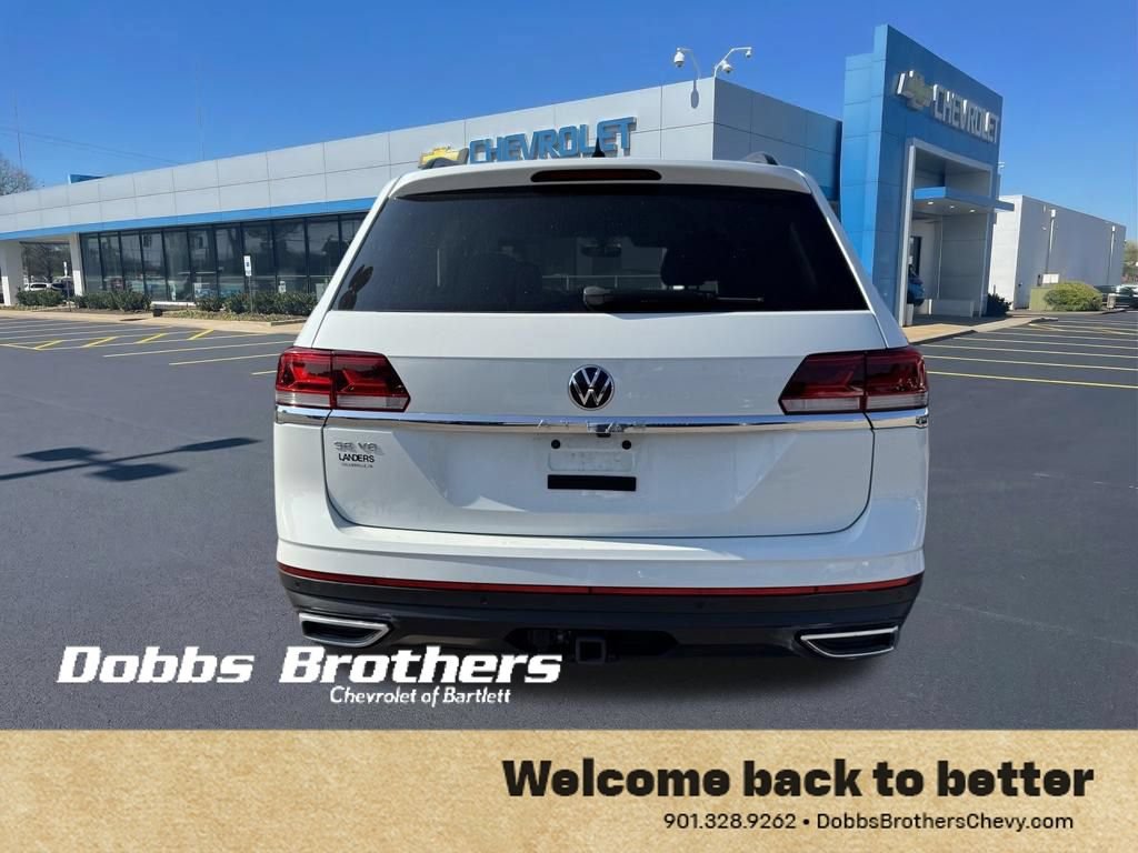 Used 2023 Volkswagen Atlas SE w/ Black Wheel Package FWD image 7