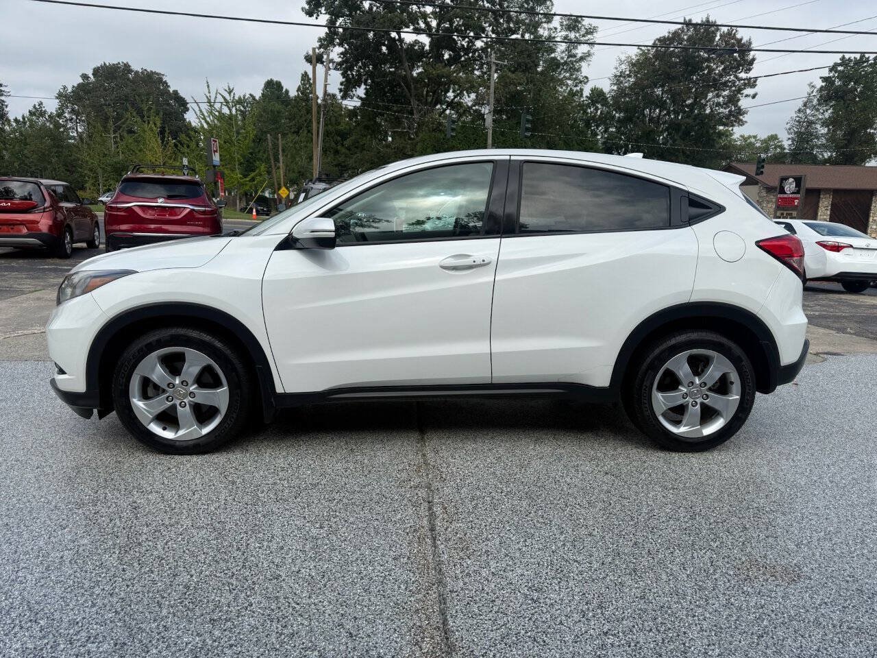Used 2016 Honda HR-V EX image 13