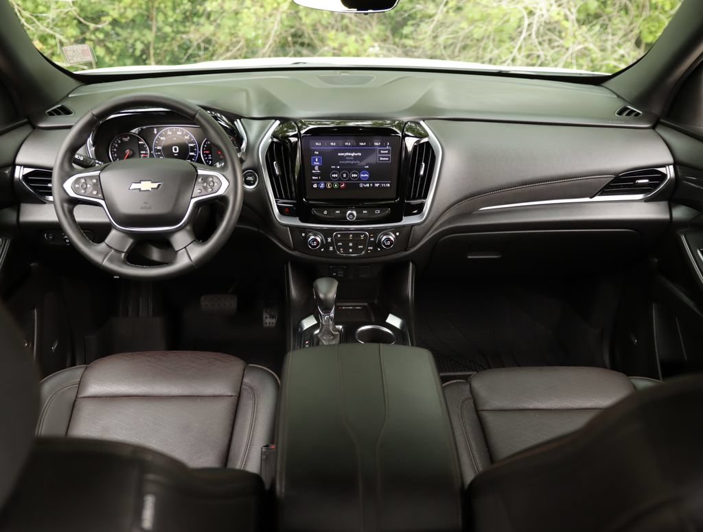Used 2023 Chevrolet Traverse High Country w/ LPO, Floor Liner Package AWD/4WD image 21