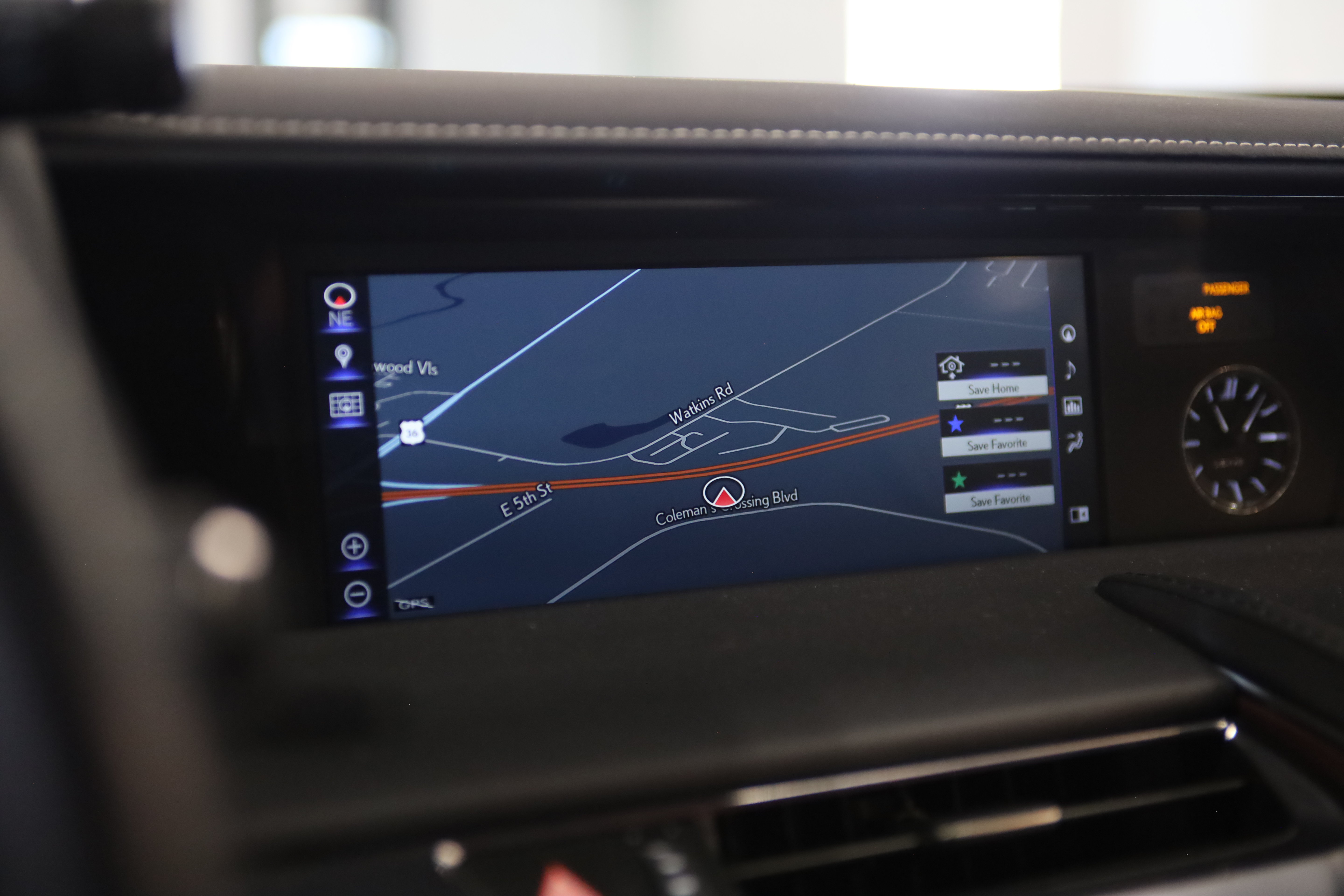 Used 2018 Lexus LC 500 Coupe w/ Touring Package RWD image 29