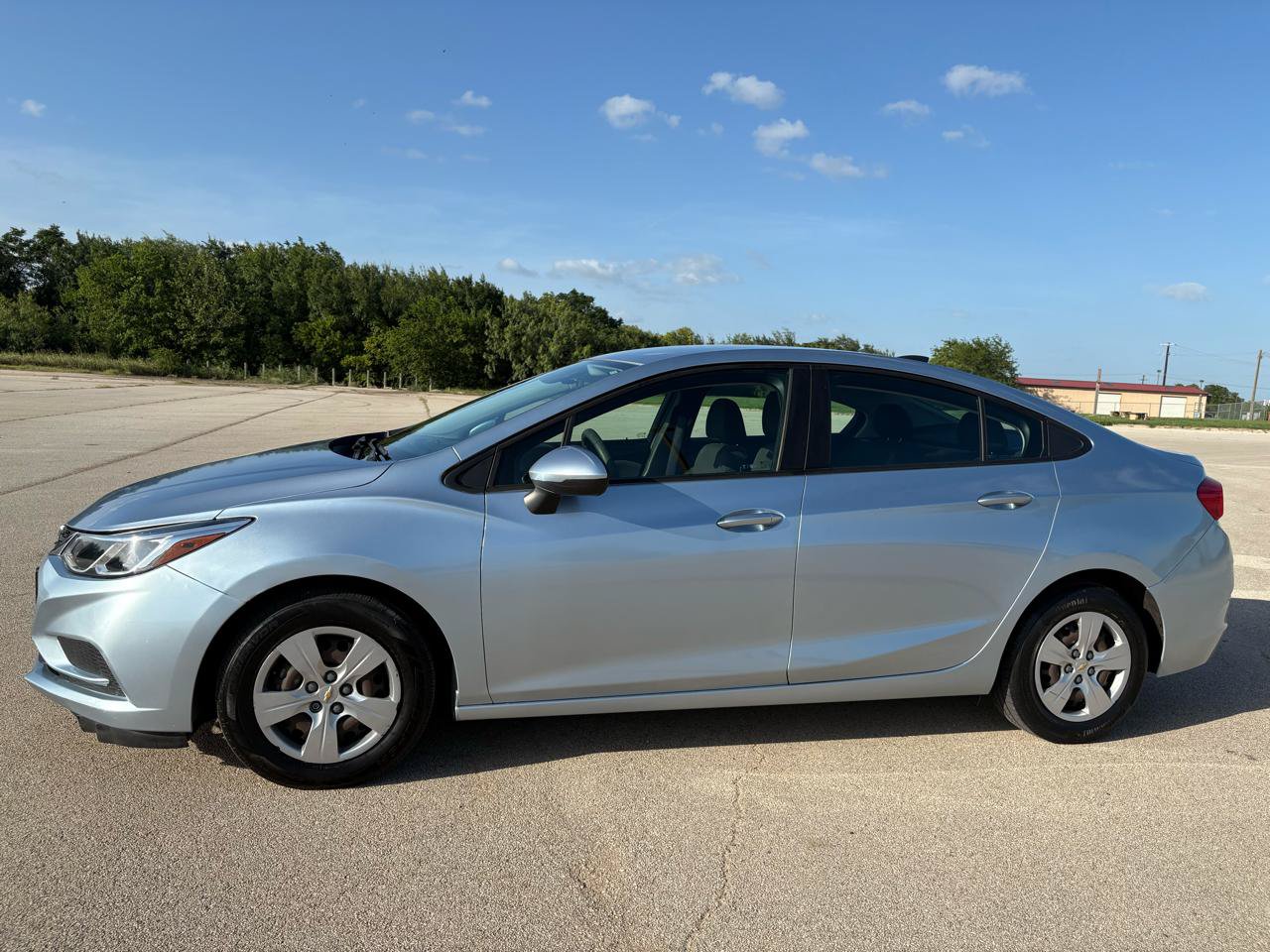 Used 2017 Chevrolet Cruze LS FWD image 56