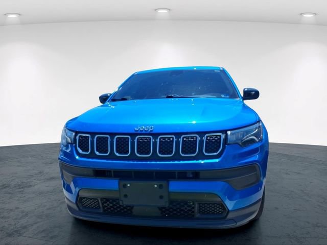 Used 2023 Jeep Compass Sport AWD/4WD image 5