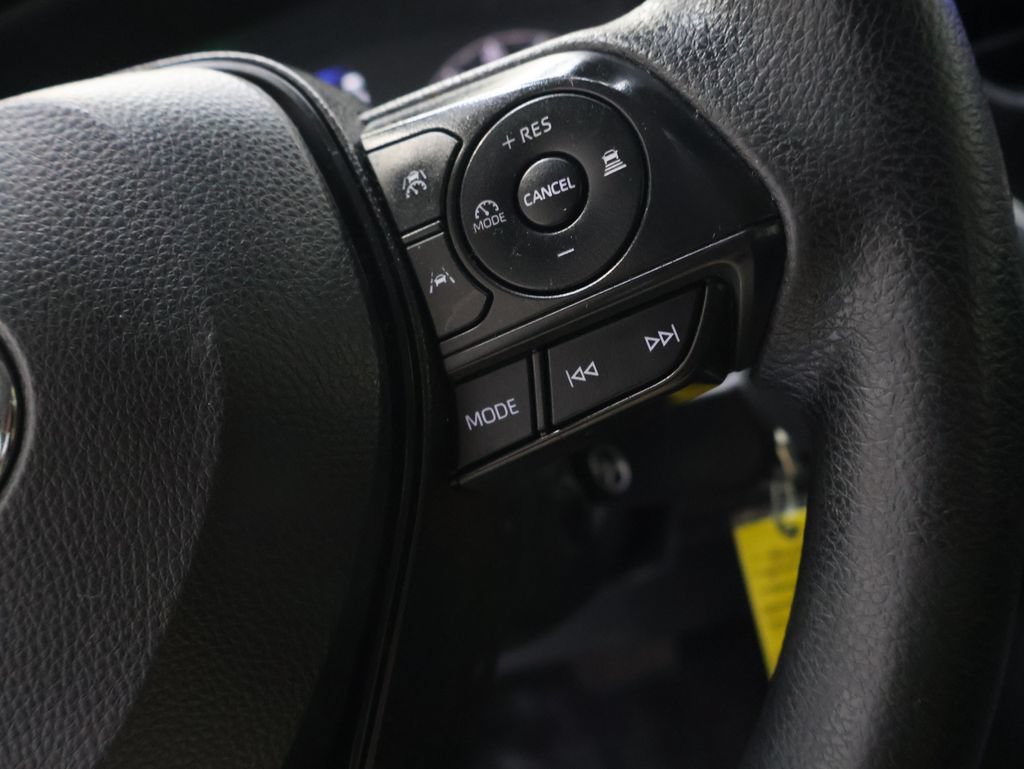 Used 2023 Toyota Corolla LE FWD image 20