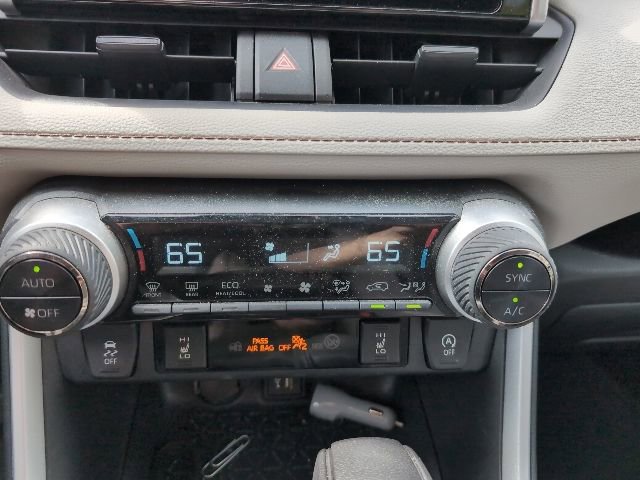 Used 2023 Toyota RAV4 XLE w/ Convenience Package AWD/4WD image 17