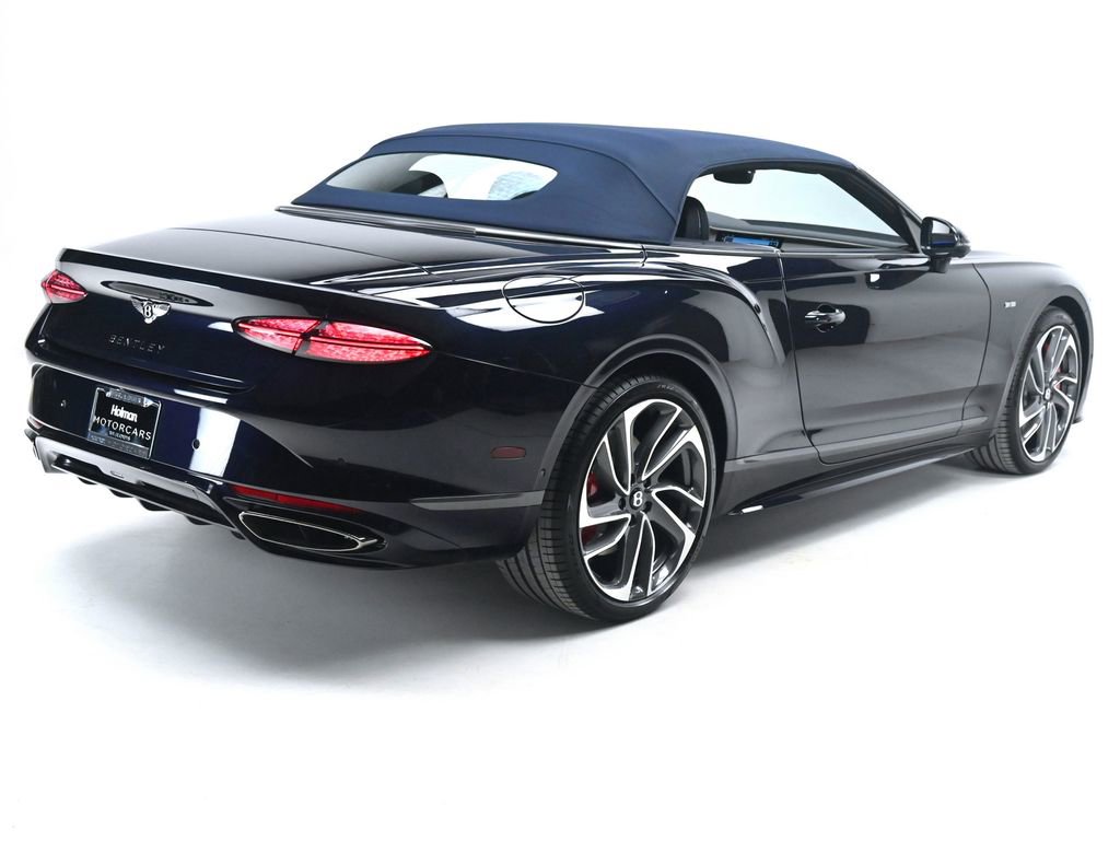 Used 2025 Bentley Continental GT Speed image 9