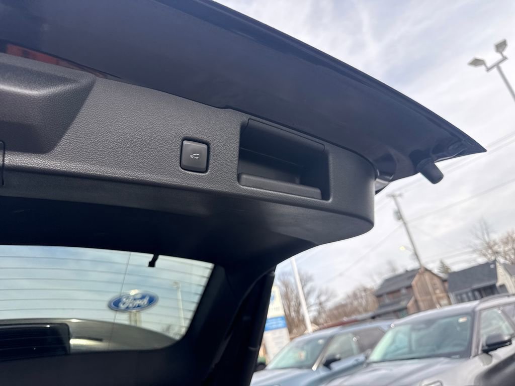 Used 2023 Ford Escape Active w/ Cold Weather Package image 12