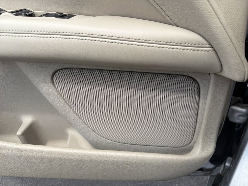 Used 2019 Lincoln MKZ Reserve image 21