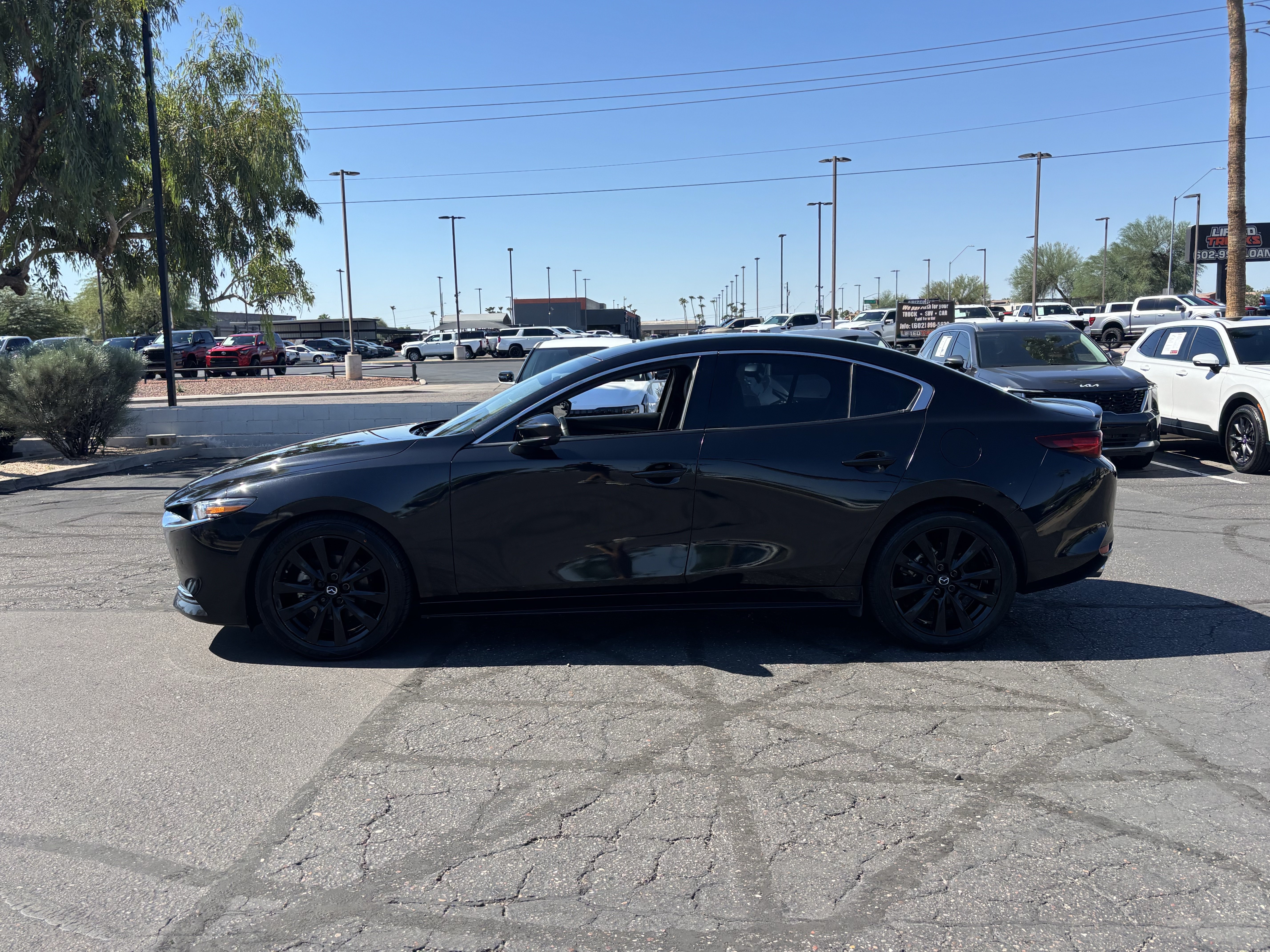 Used 2022 MAZDA MAZDA3 s AWD/4WD image 5