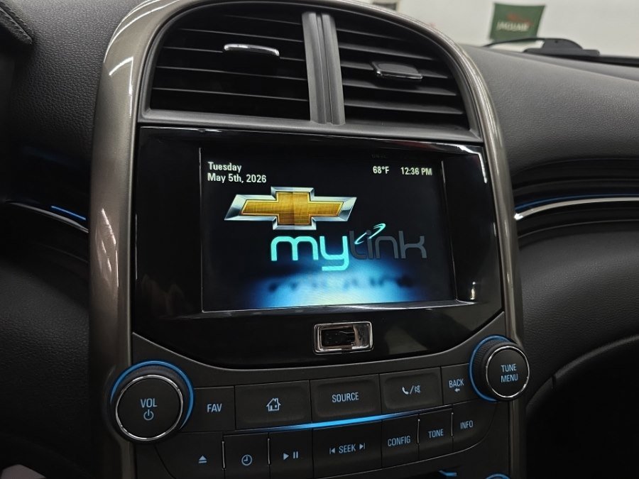 Used 2013 Chevrolet Malibu LTZ FWD image 16