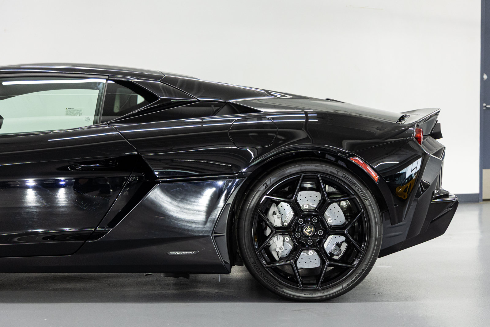 Used 2026 Lamborghini Temerario AWD/4WD image 16