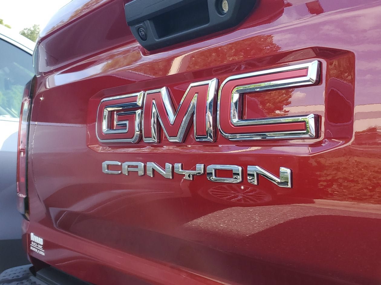 New 2026 GMC Canyon AT4 AWD/4WD image 7