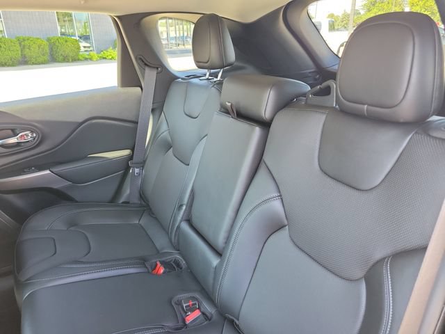 Used 2022 Jeep Cherokee Latitude Lux AWD/4WD image 24