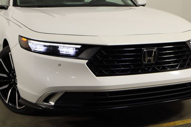 Used 2023 Honda Accord Touring image 40