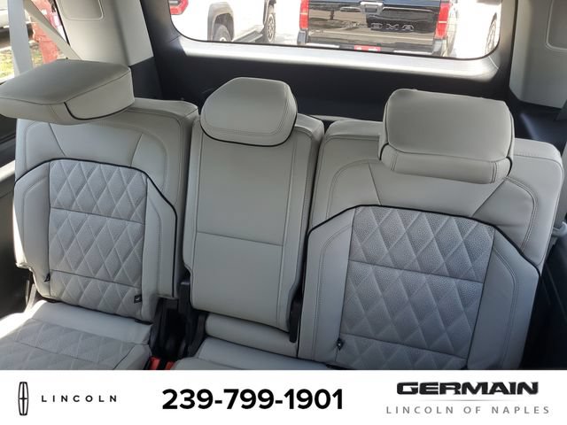 New 2026 Lincoln Navigator L Black Label AWD/4WD image 20