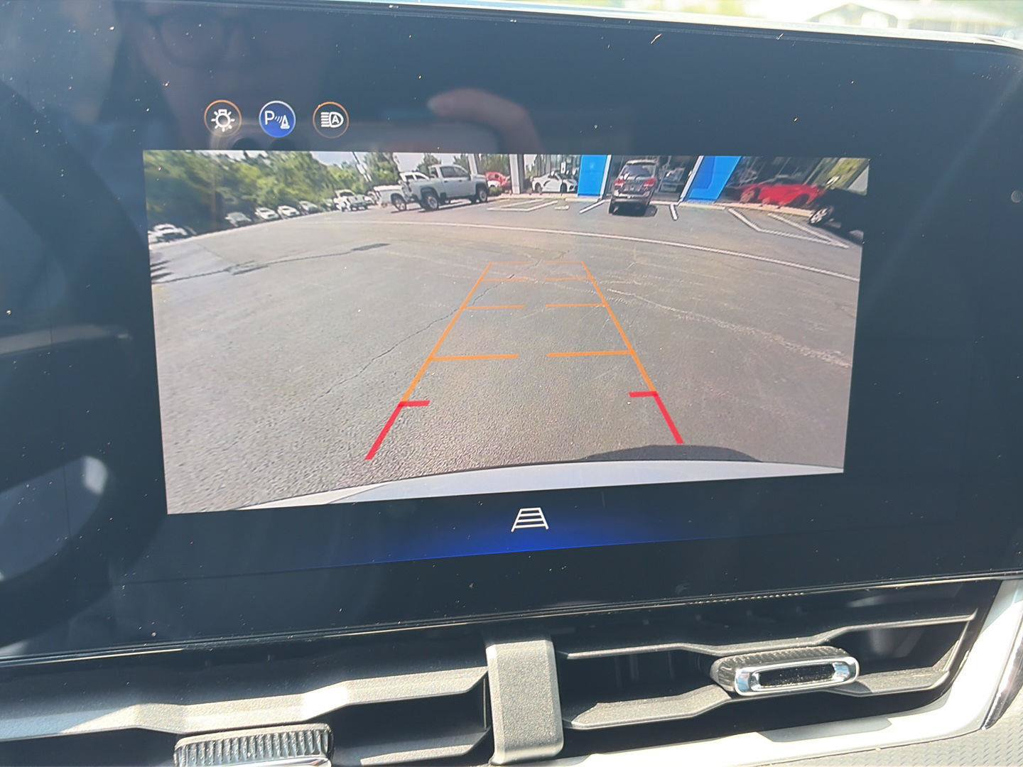 Used 2026 Chevrolet Equinox LT AWD/4WD image 23