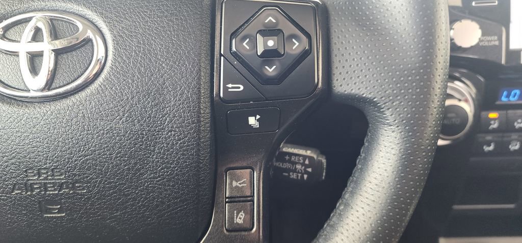 Used 2020 Toyota 4Runner TRD Pro AWD/4WD image 32