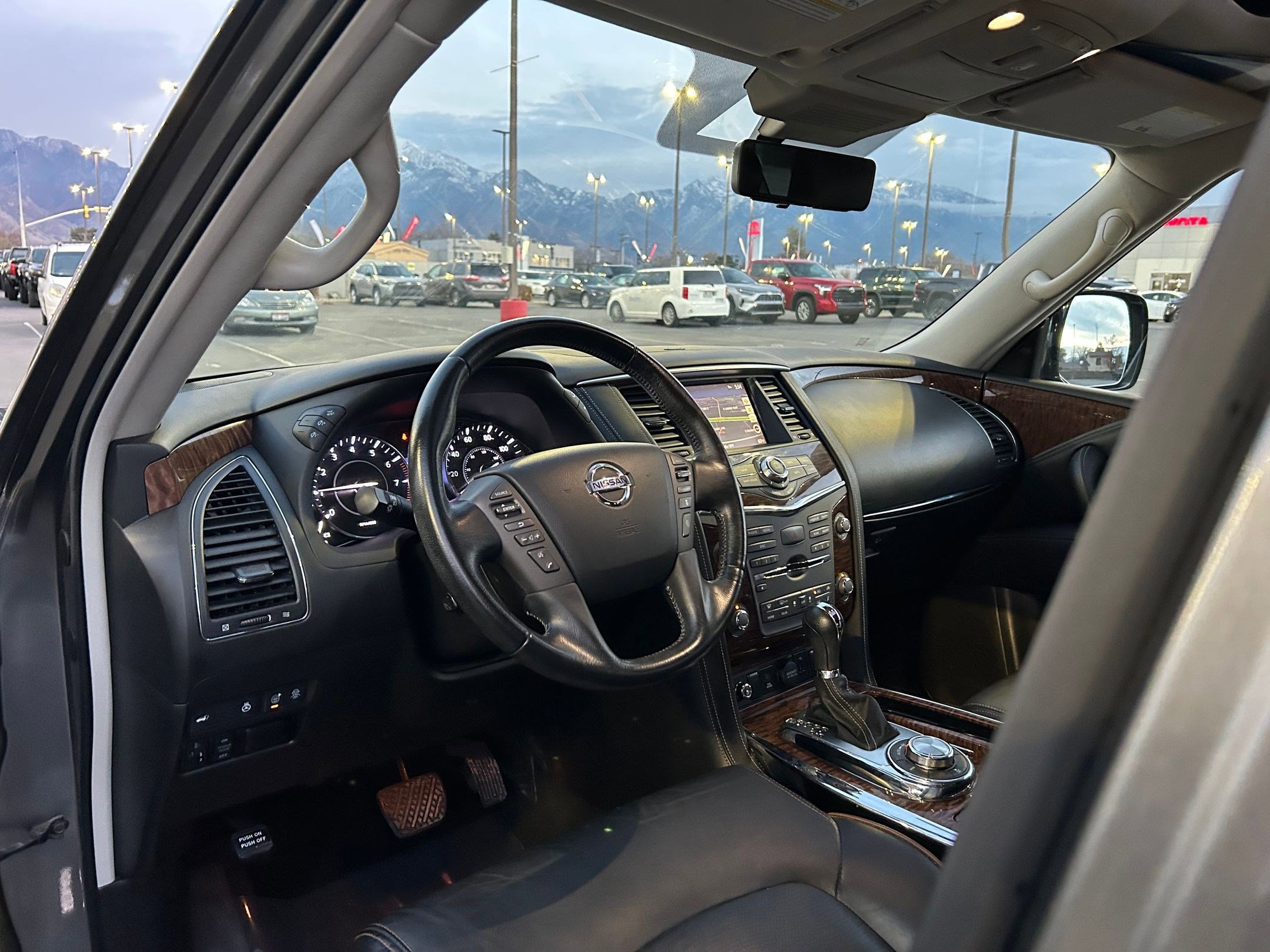 Used 2019 Nissan Armada Platinum w/ Captain's Chairs Package image 10