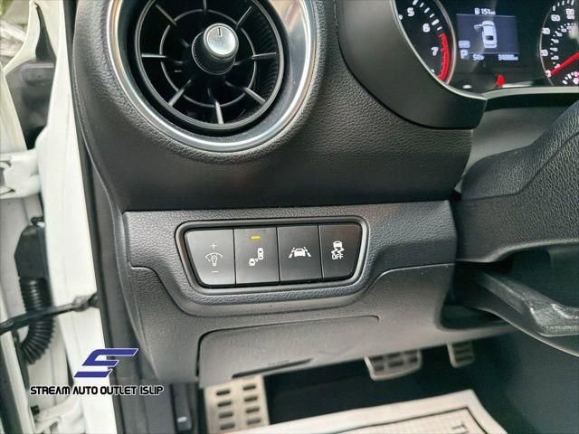 Used 2020 Kia Forte GT-Line image 27