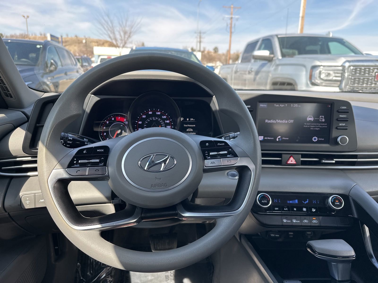 Used 2022 Hyundai Elantra SEL w/ Cargo Package image 35