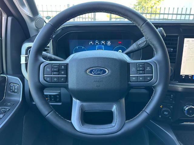 New 2026 Ford F250 Lariat w/ Black Appearance Package image 12