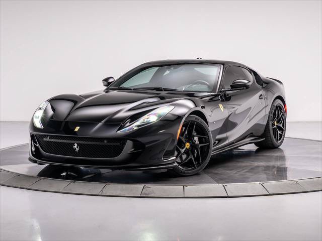 Used 2020 Ferrari 812 Superfast RWD image 1