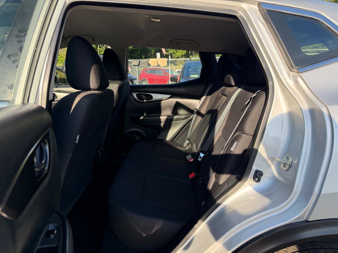 Used 2022 Nissan Rogue Sport S AWD/4WD image 18
