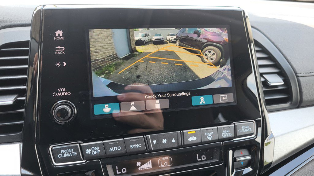 Used 2023 Honda Odyssey Touring image 32