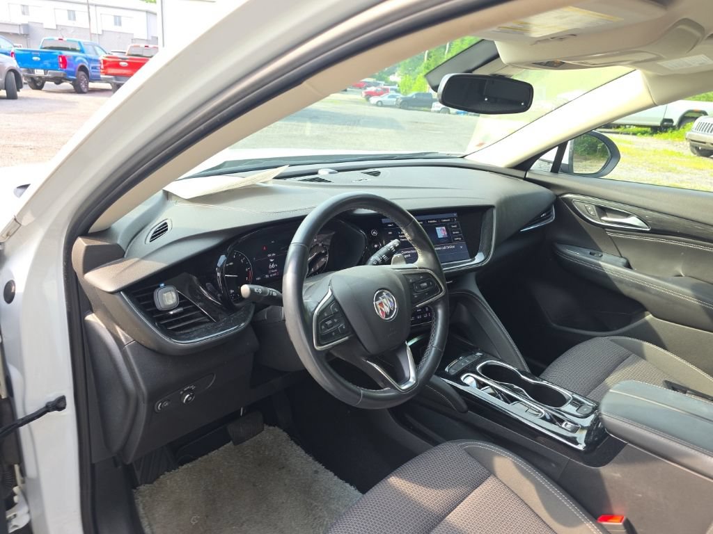 Used 2022 Buick Envision Preferred FWD image 12