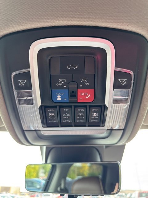 Used 2023 RAM 1500 Limited image 33