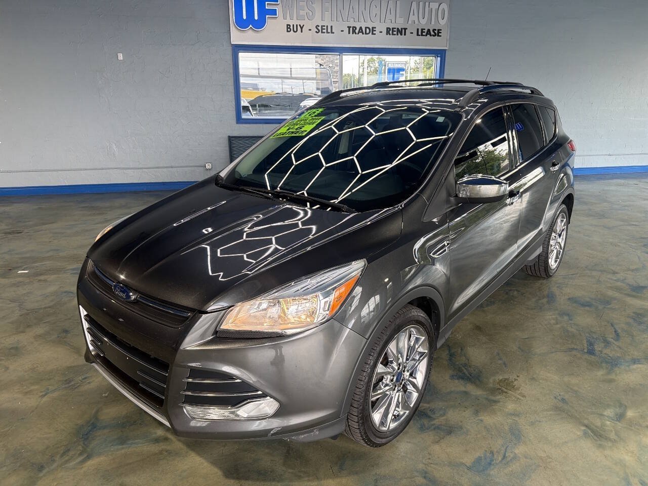 Used 2016 Ford Escape SE w/ SE Chrome Package FWD image 5