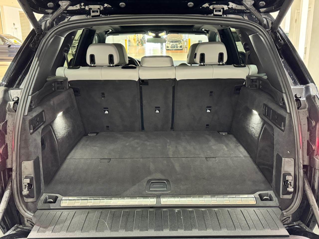 Certified 2023 BMW X5 xDrive45e w/ Climate Comfort Package AWD/4WD image 9