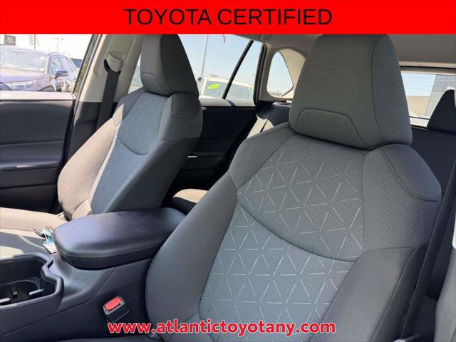 Certified 2025 Toyota RAV4 XLE AWD/4WD image 12