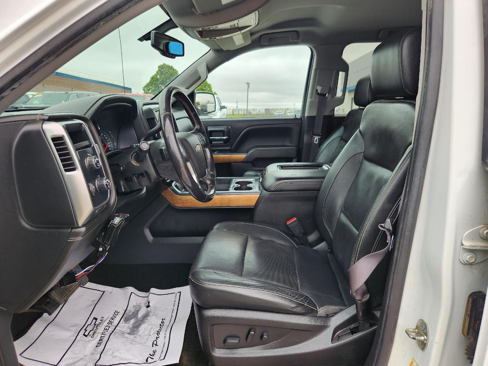 Used 2017 Chevrolet Silverado 1500 LTZ AWD/4WD image 24