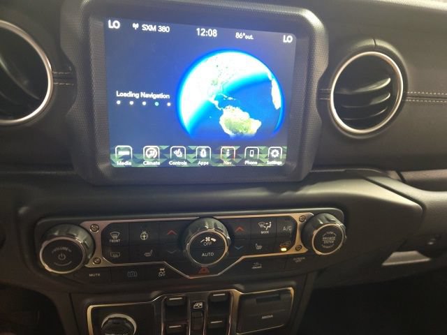 Used 2023 Jeep Wrangler Unlimited Sahara w/ Cold Weather Group AWD/4WD image 15