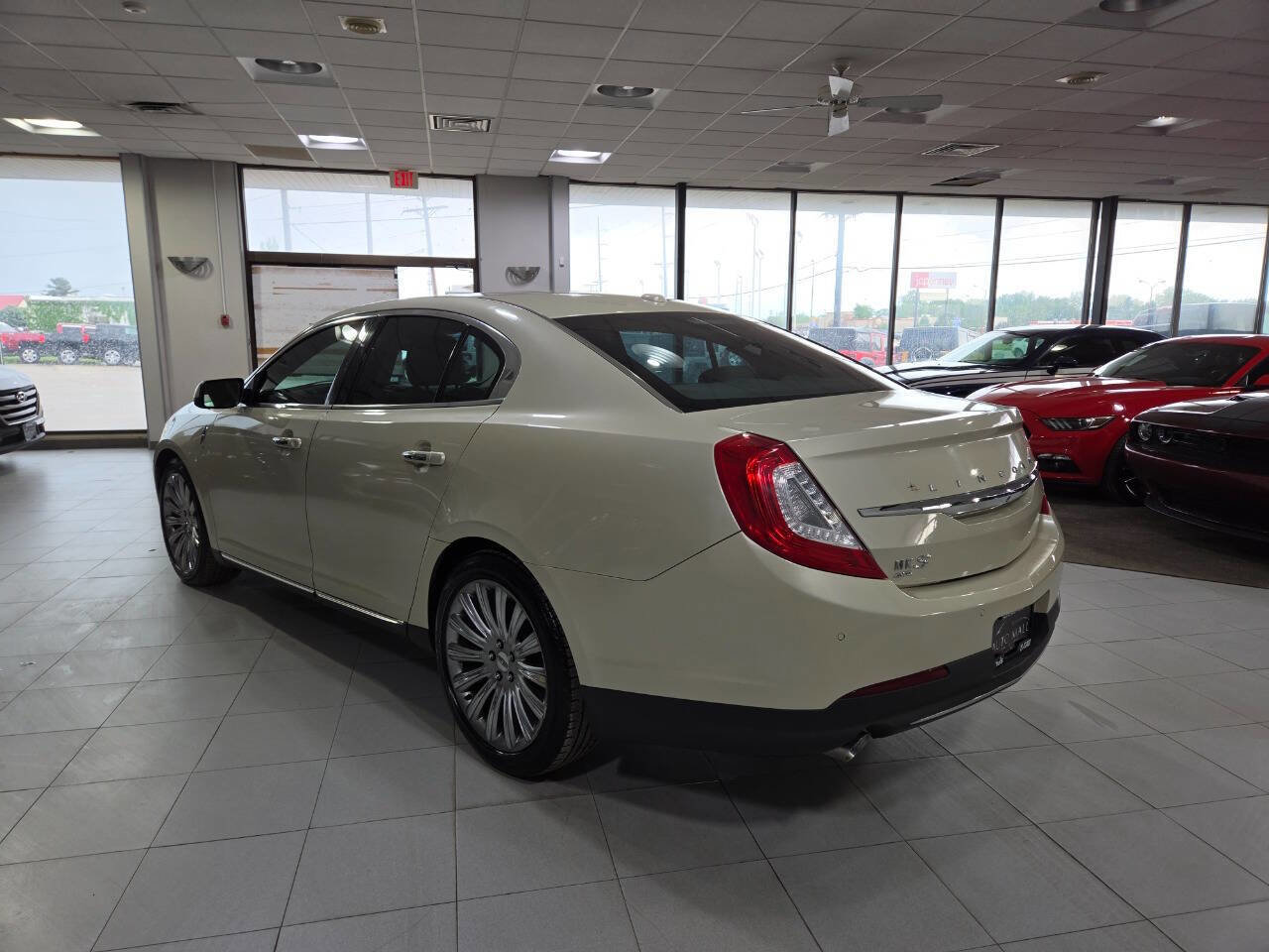 Used 2015 Lincoln MKS AWD w/ Equipment Group 101A image 5