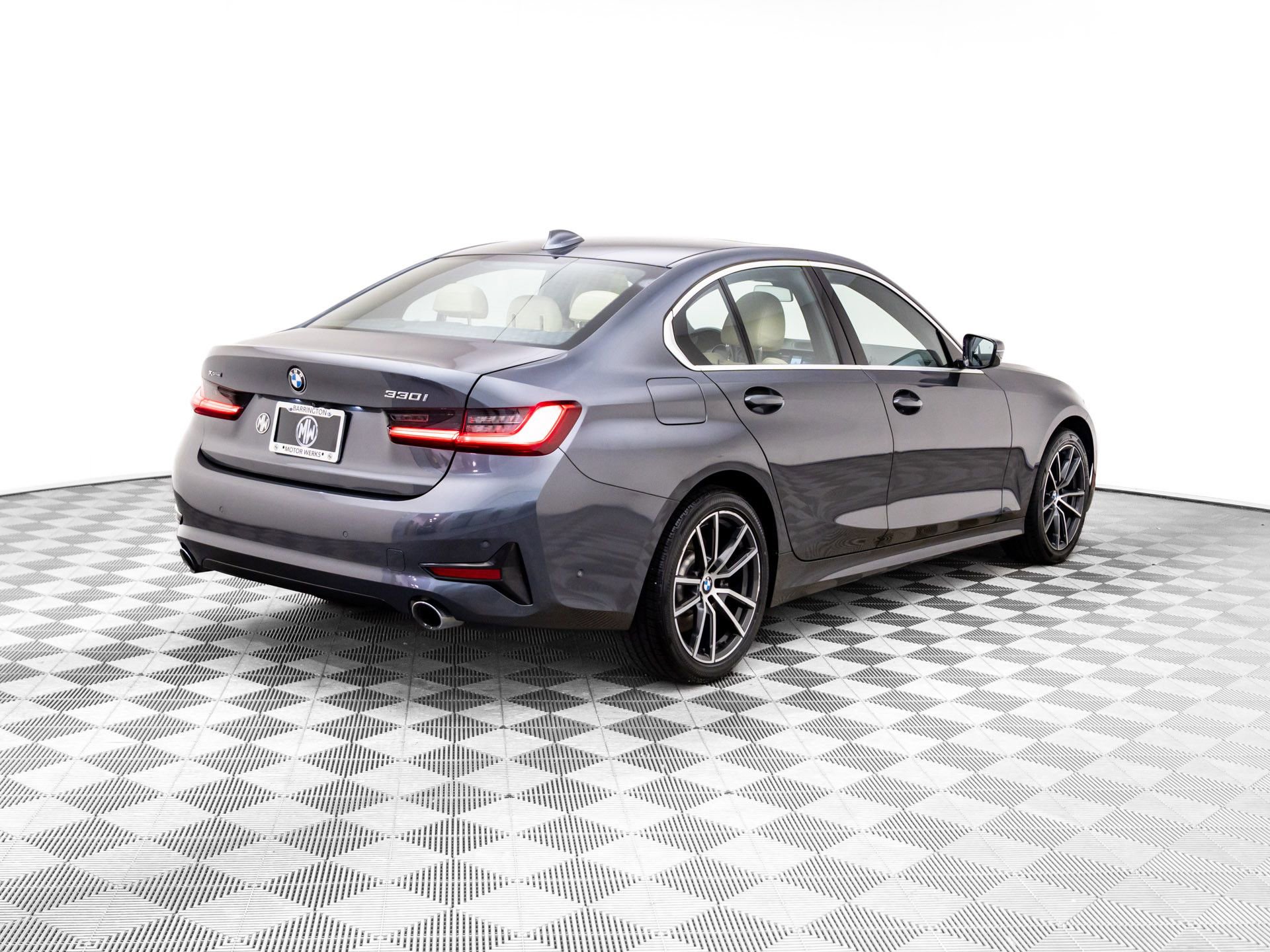 Used 2020 BMW 330i xDrive Sedan w/ Driving Assistance Package image 6