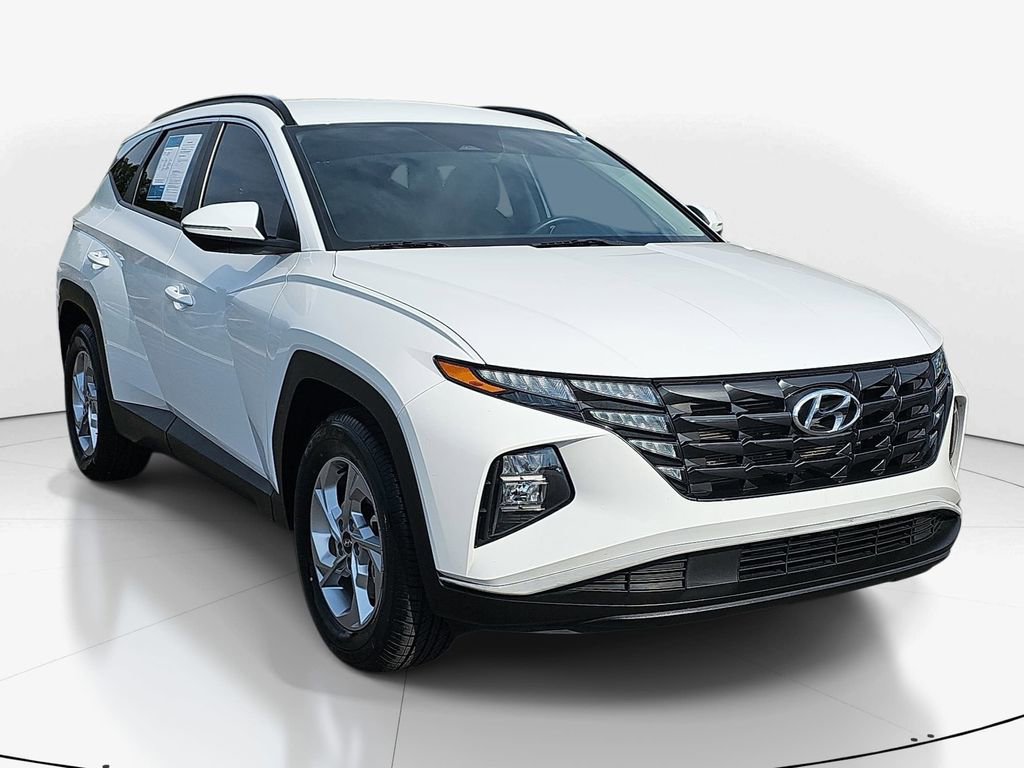 Used 2023 Hyundai Tucson SEL FWD image 3